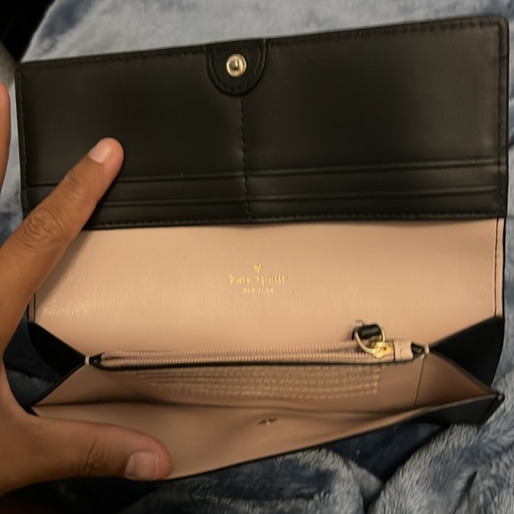 Kate Spade Large Wallet - Picture 3 of 3